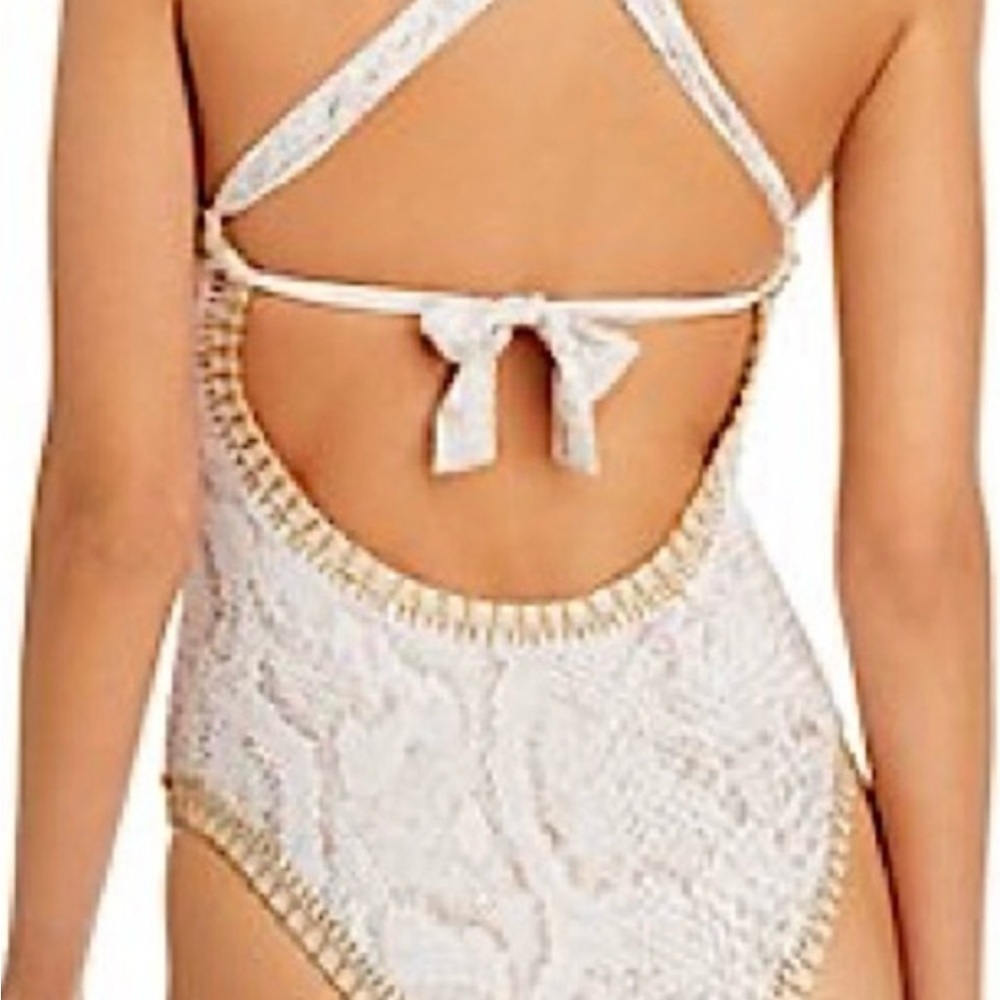 Platinum swimwear- Elegant Cream snakeskin pattern  Women's Swimsuit- size small - Picture 2 of 6
